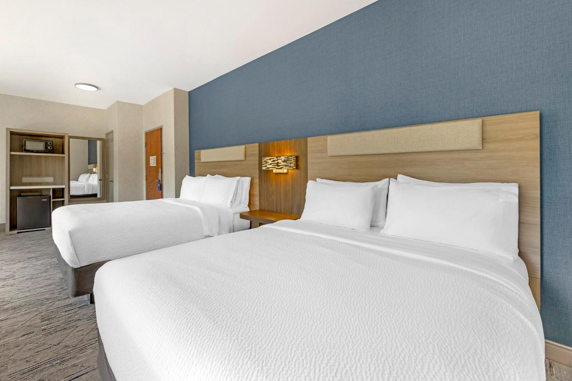 Holiday Inn Express Hotel & Suites Astoria By Ihg מראה חיצוני תמונה