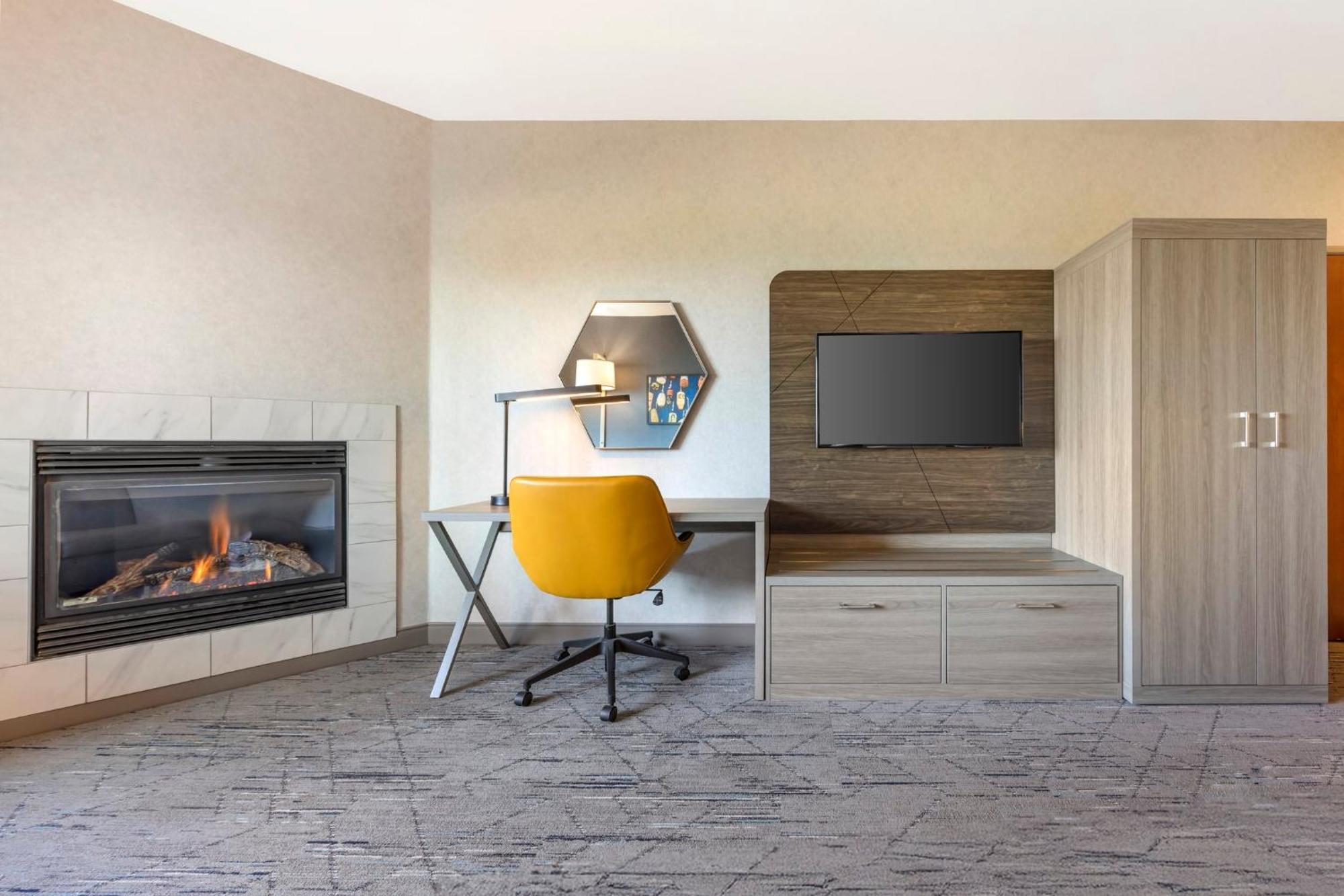 Holiday Inn Express Hotel & Suites Astoria By Ihg מראה חיצוני תמונה